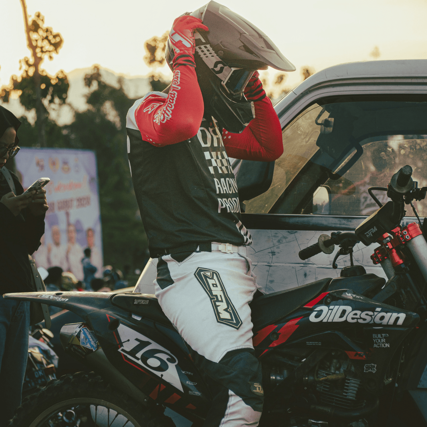 Pre-Ride Nutrition: What to Drink Before You Hit the Track - POWWA